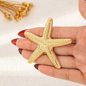 Starfish Brooch Pin Textured Trendy Hollywood Glam Sylish Tropical Ocean Gold